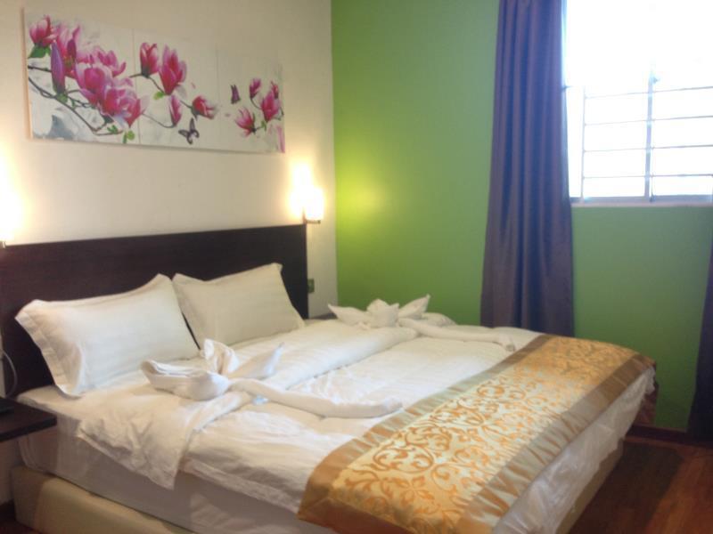 Hotel Zamburger Nur Ramadhan - Previously G Home Hotel Kota Bharu Ngoại thất bức ảnh
